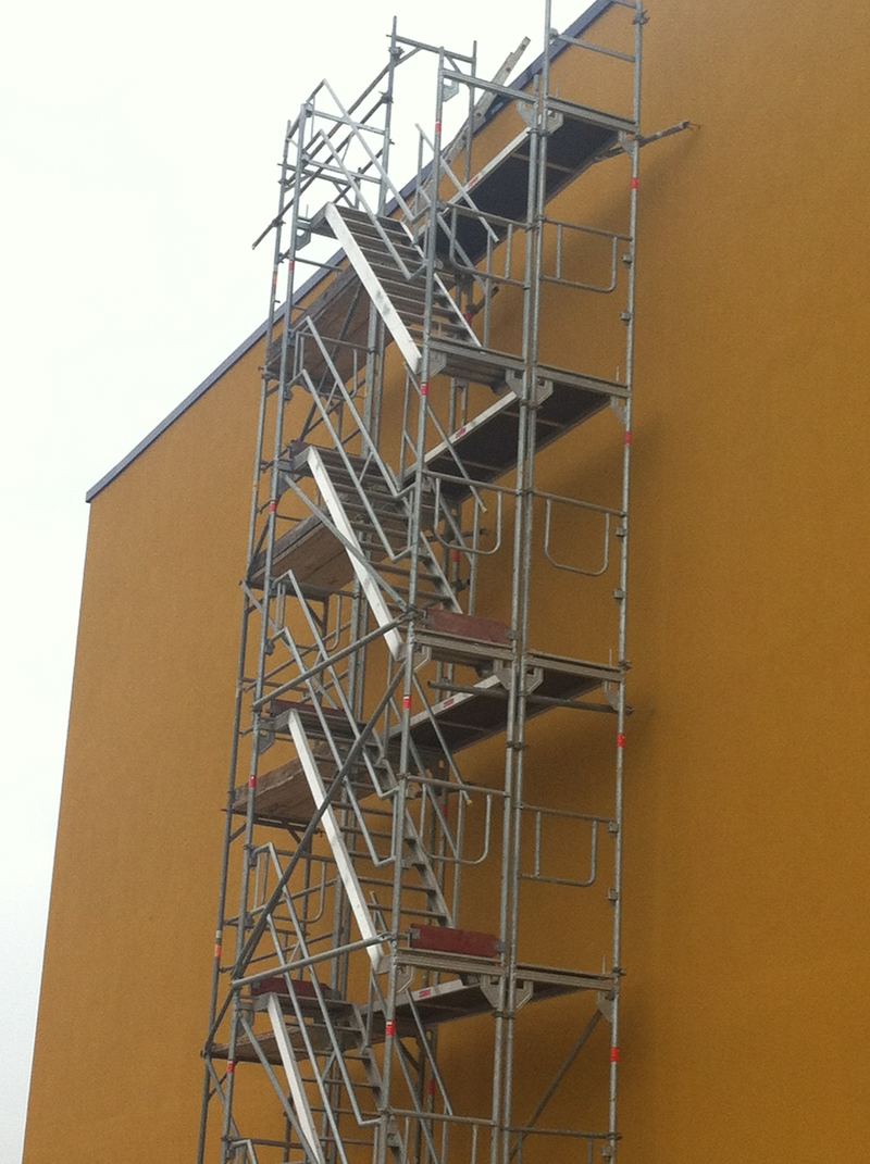Treppenturm direkt am Gebäude